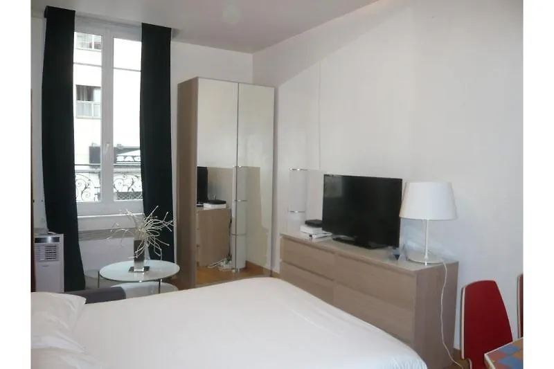 Bridgestreet Le Marais - Les Halles Apartment